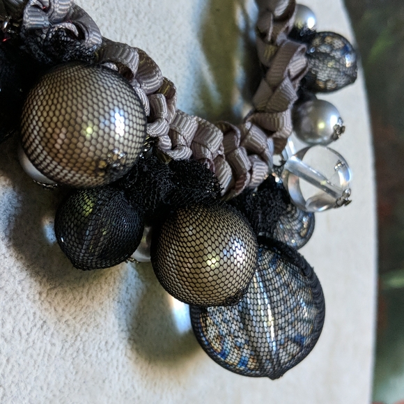 Gray color Cara n.c. necklace - Picture 4 of 10